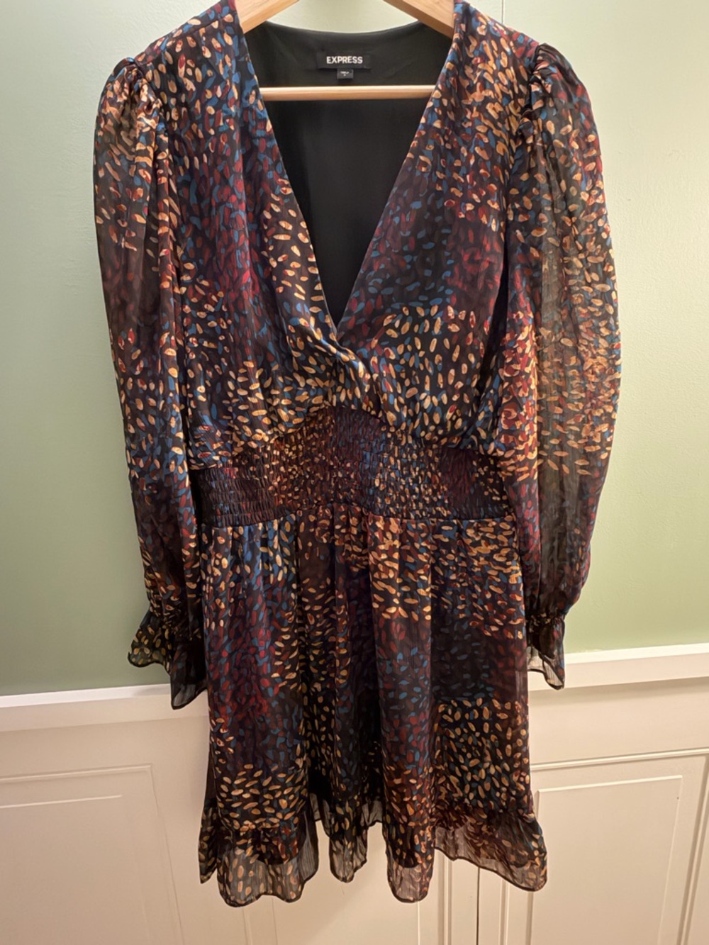 Express Sheer Multicolor Leaf-Print Long Sleeve Dress